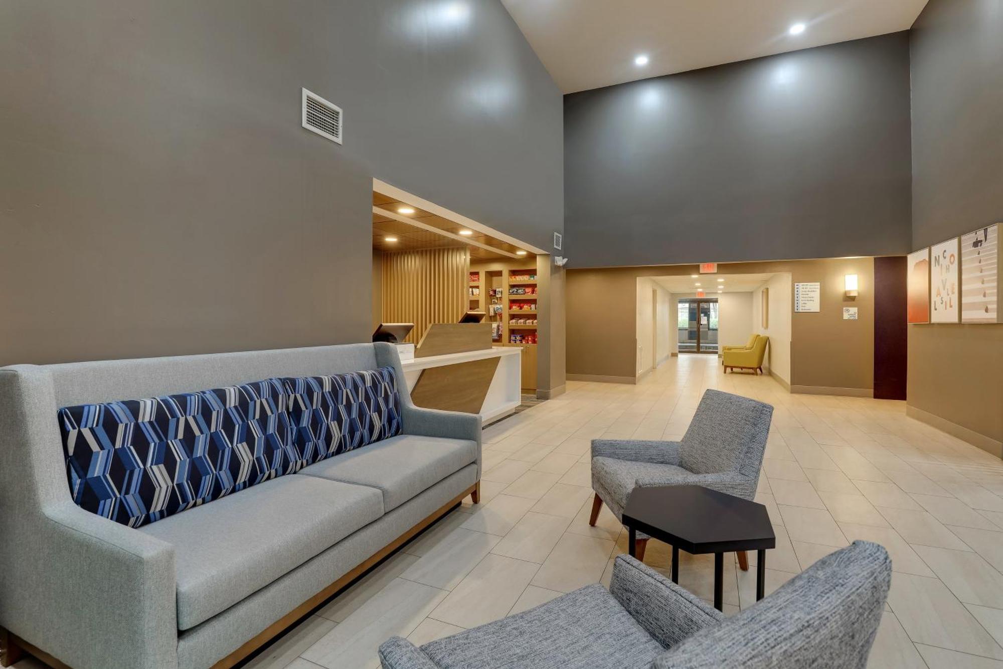 Holiday Inn Express Lexington Southwest Nicholasville By Ihg Exterior photo